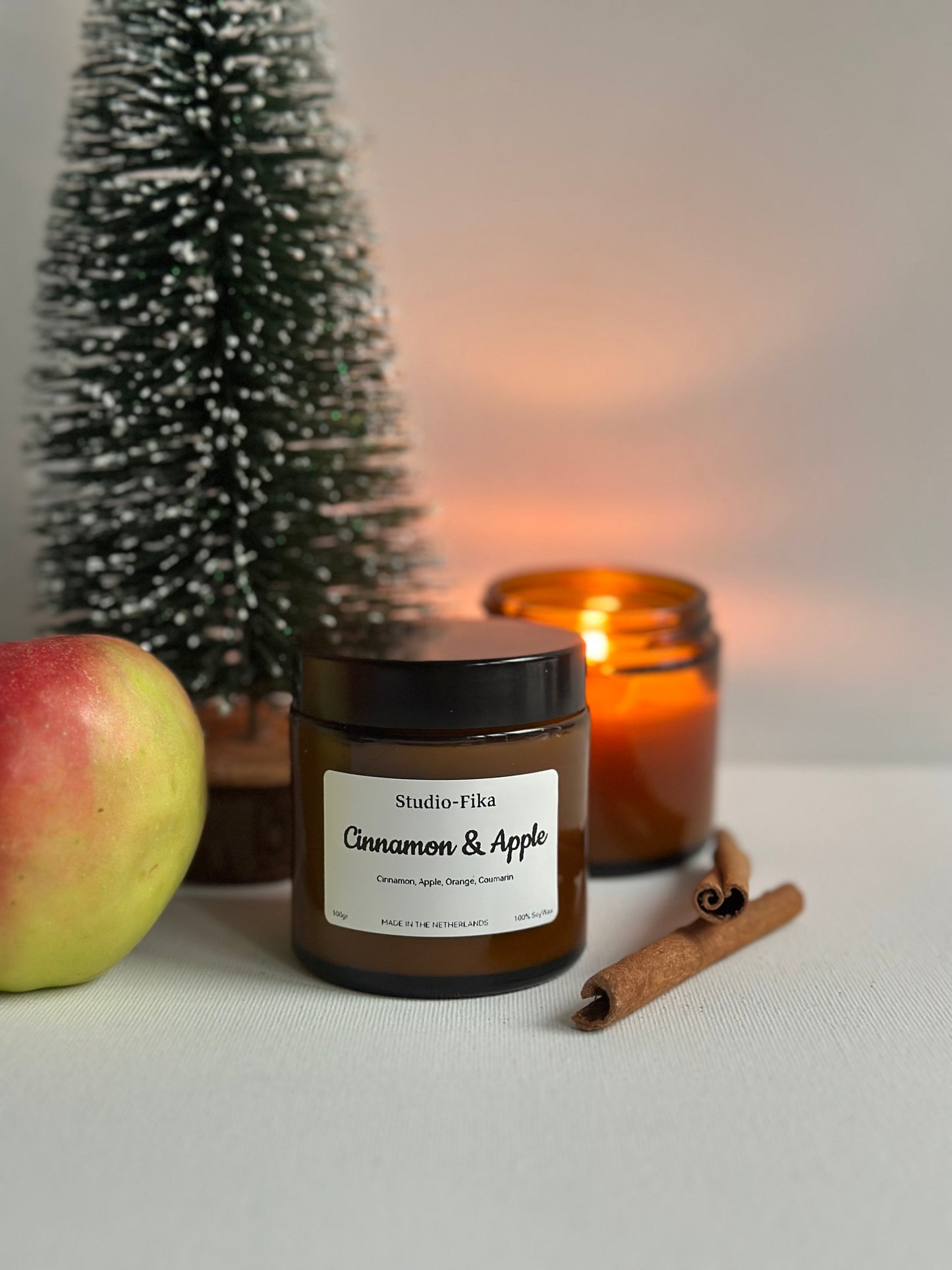 Amber Jar Candle | Cinnamon & Apple