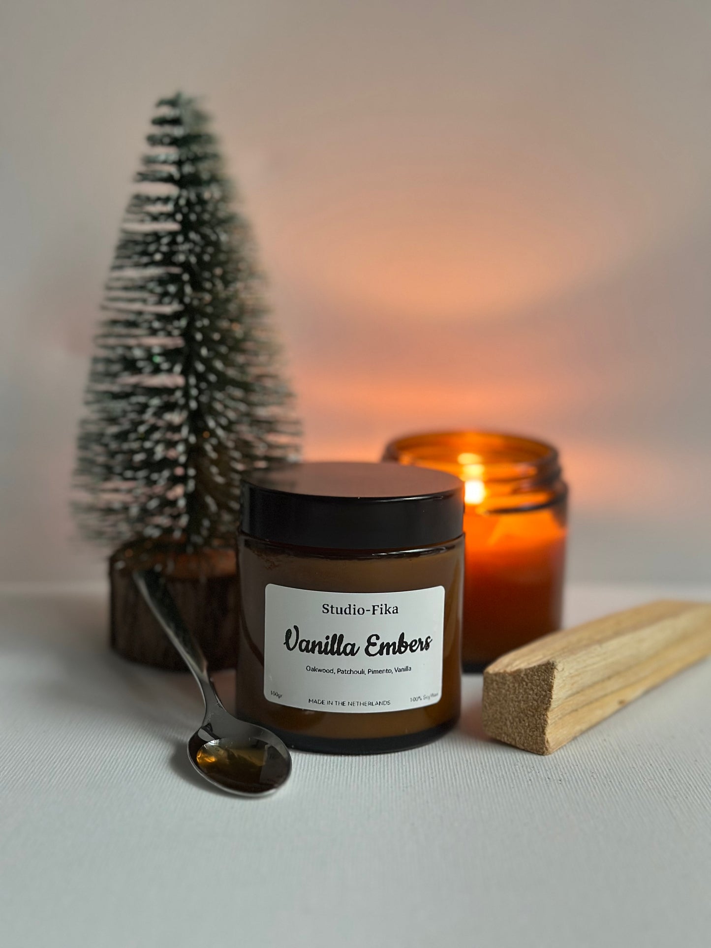 Amber Jar Candle | Vanilla Embers