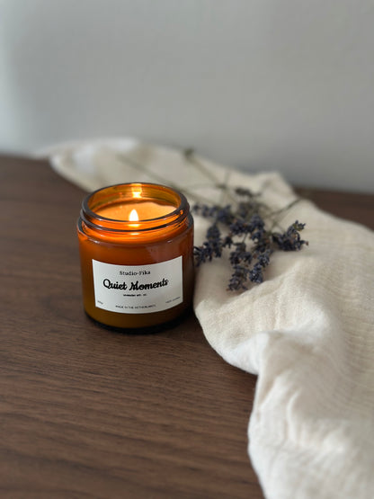 Quiet Moments Lavendel Geurkaars | Amber Jar Candle
