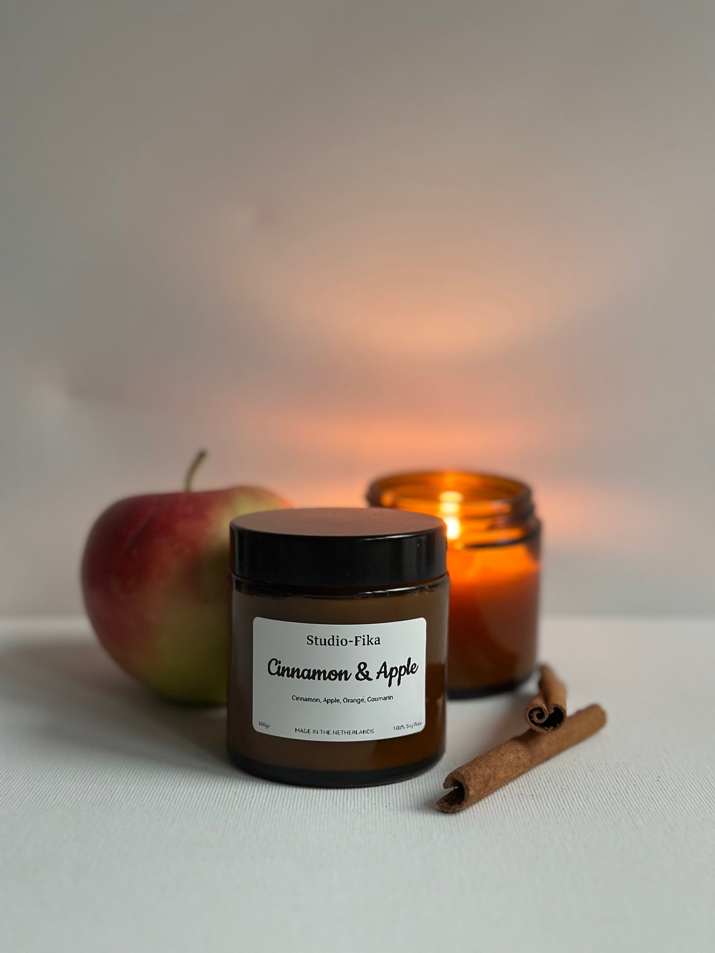 Amber Jar Candle | Cinnamon & Apple